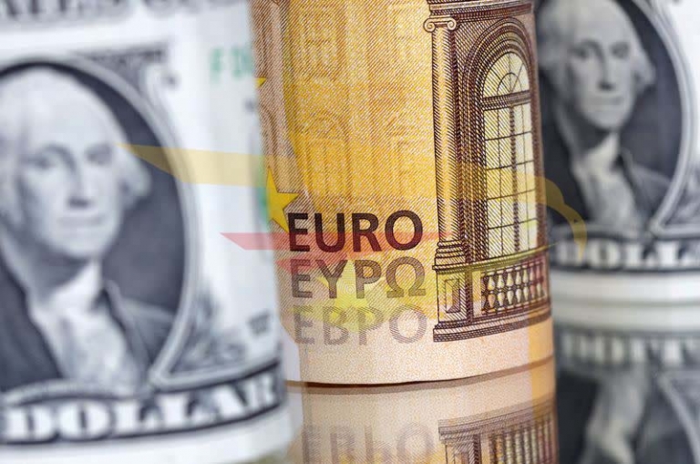 Dollar loses steam, euro on front foot as ECB meeting looms